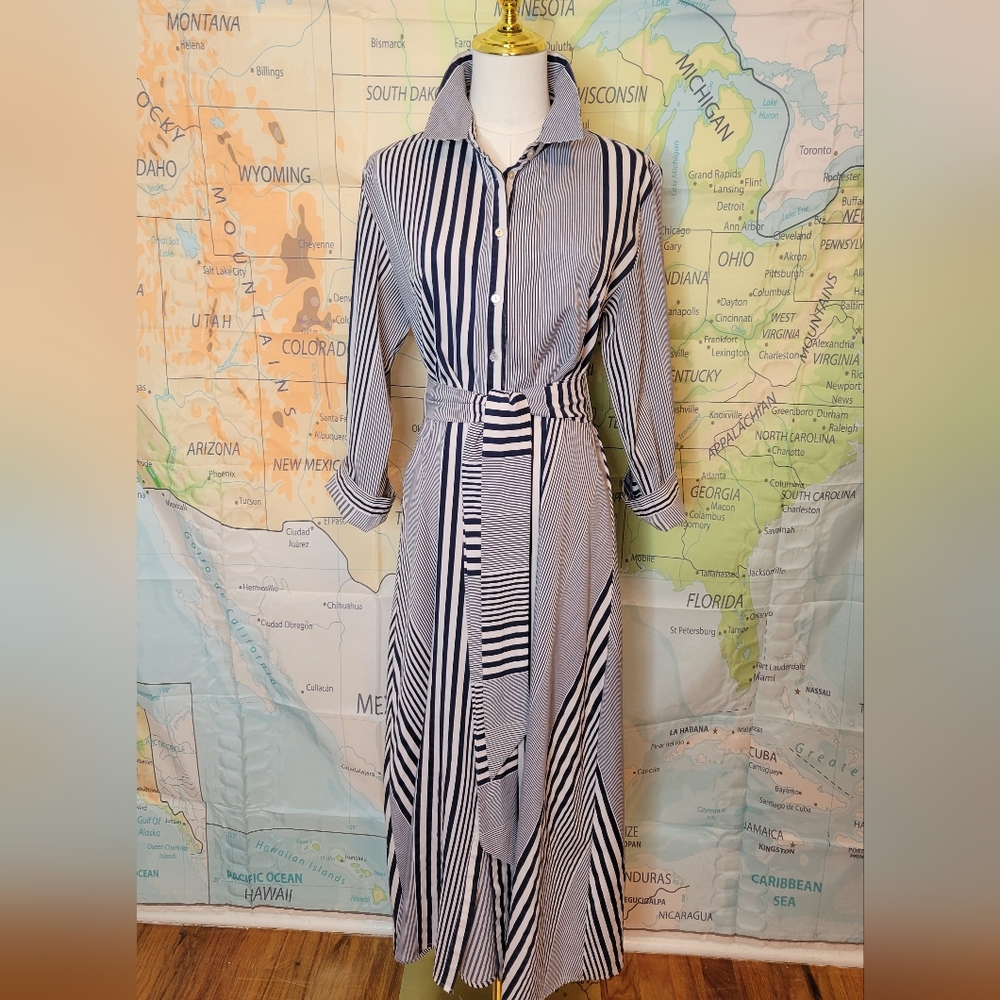 Lea & Viola Navy Blue And White Striped Shirt Dress With Tie Belt Size M.